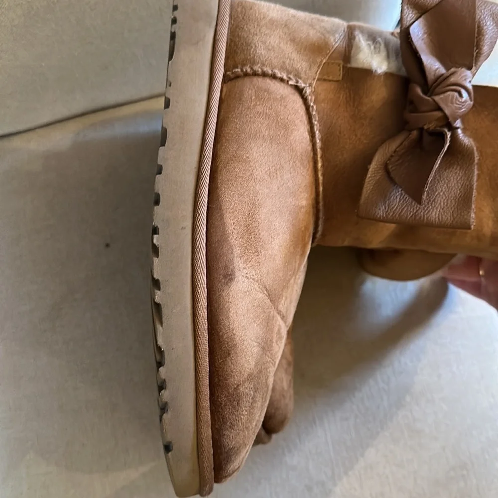 UGG women’s daelynn